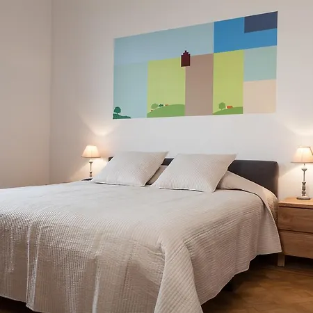 Luxueus In Hartje Met 7 Slaapkamers & Badkamers Ronse